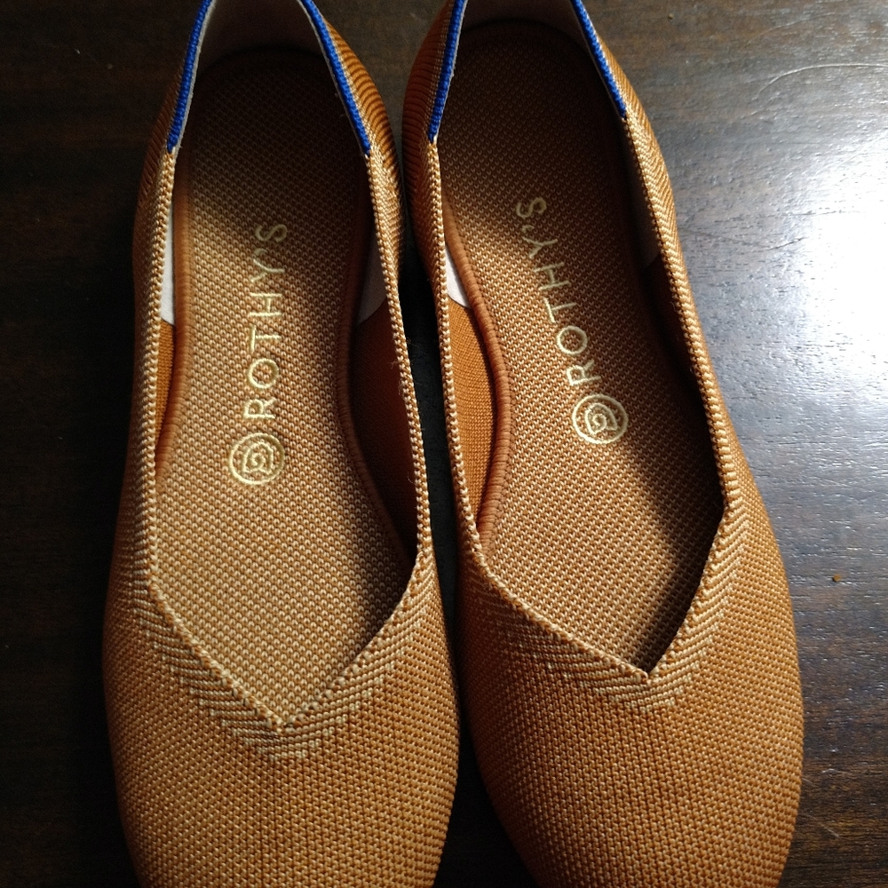 Rothys 8.5 Fawn Flats